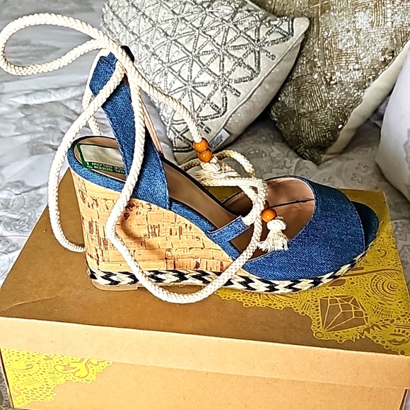 Brand New Mix No 6 Wedges - Picture 1 of 5